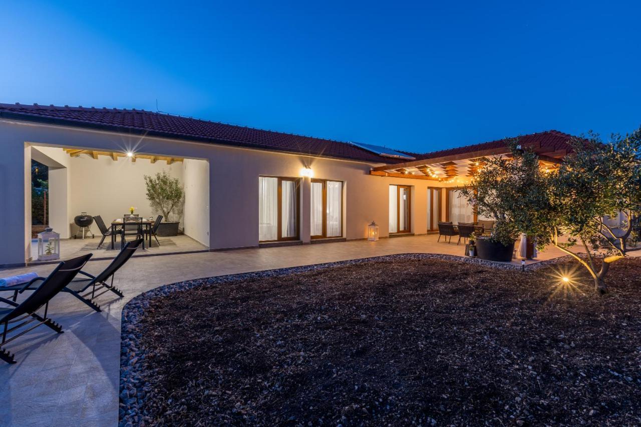 Villa Mamma Mia Kastela Dış mekan fotoğraf