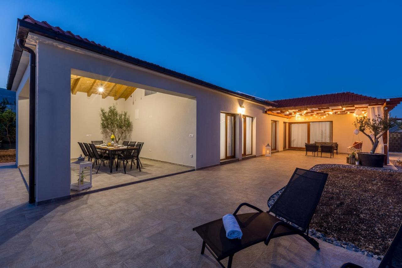 Villa Mamma Mia Kastela Dış mekan fotoğraf
